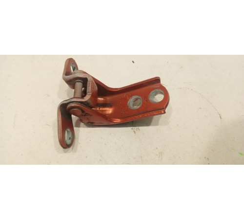 Петля двери задней правой нижняя