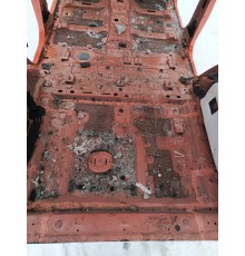 Ниша багажника (запасного колеса)