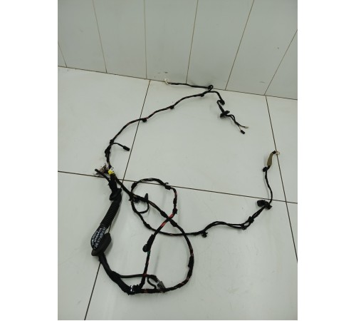 Электропроводка двери крышки багажника