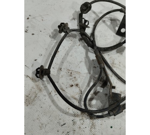 Датчик ABS передний правый