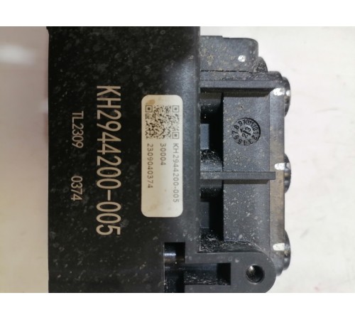 Блок клапанов пневмоподвески