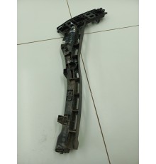 Кронштейн переднего бампера левый