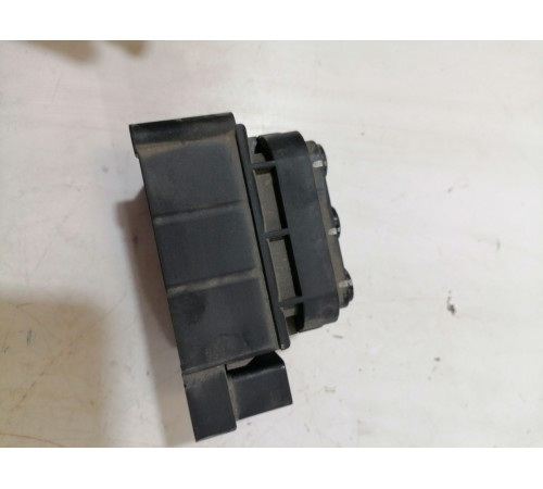 Блок клапанов пневмоподвески