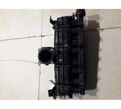 Впускной коллектор