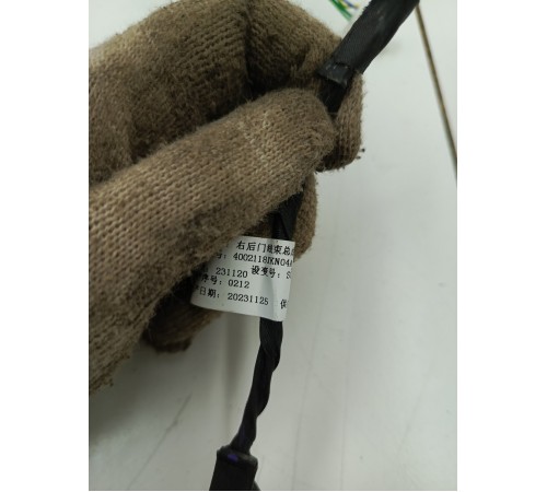 Электропроводка двери задняя правая