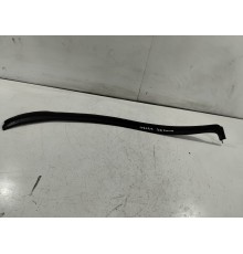 Уплотнитель двери задний правый