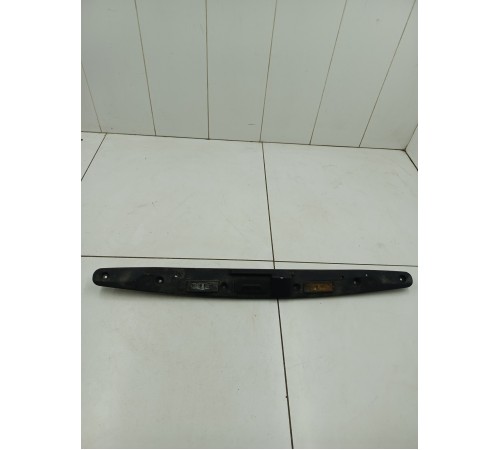 Накладка крышки багажника