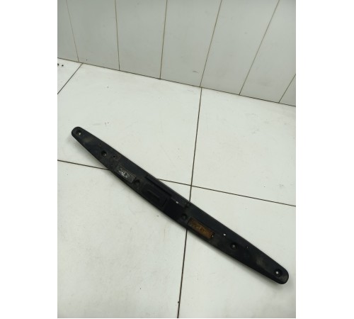 Накладка крышки багажника