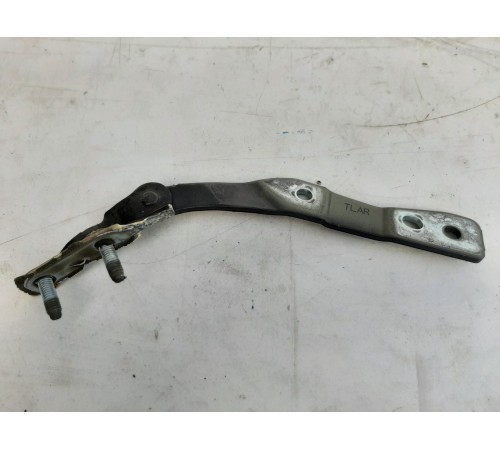 Петля двери багажника (правая)