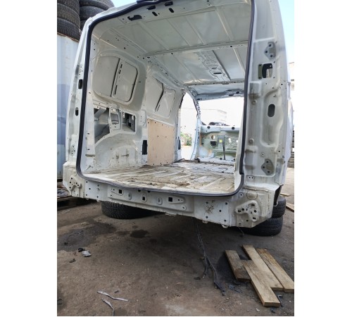 Задняя панель