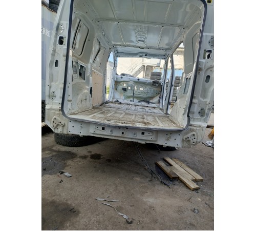 Задняя панель