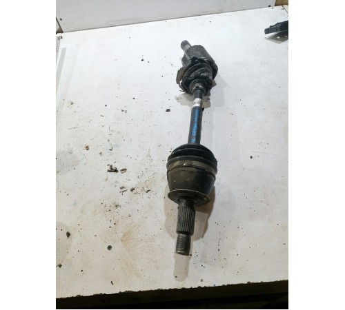 Привод (полуось) передний левый