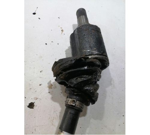 Привод (полуось) передний левый