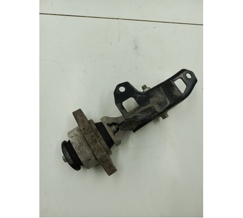 Опора двигателя задняя