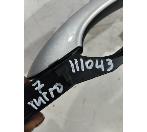 Ручка двери (задняя левая внешняя)