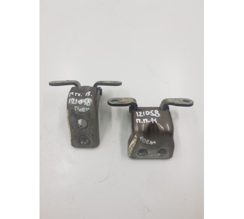 Комплект петель передней правой двери