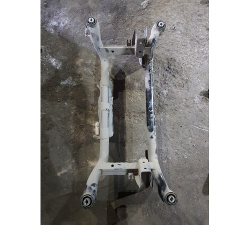 Балка подвески (подрамник) задняя