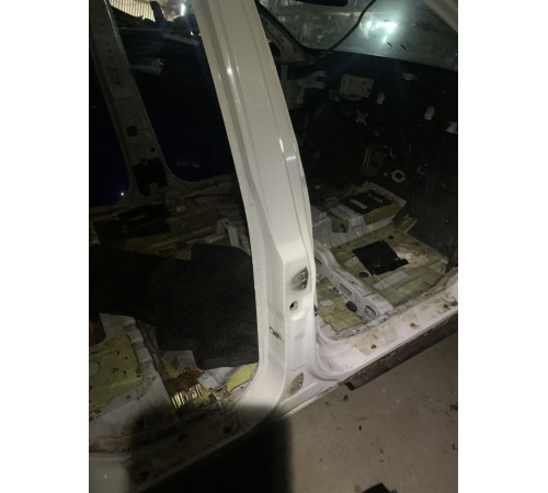 Порог со стойкой (правый)