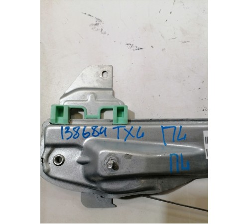 Стеклоподъемник двери передний левый