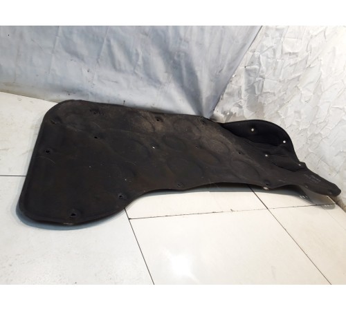 накладка капота (внутренняя)утеплитель