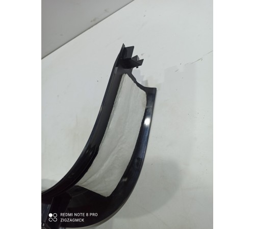 Накладка порога (передняя правая)