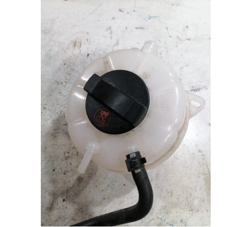 Бачок расширительный