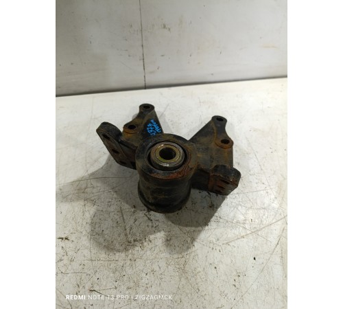 Кронштейн крепление рессоры передний правый