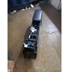 Центральная консоль (с подлокотником)