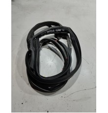 Уплотнитель двери(задний левый)