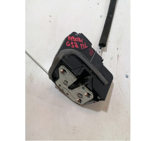 Замок двери передний левый