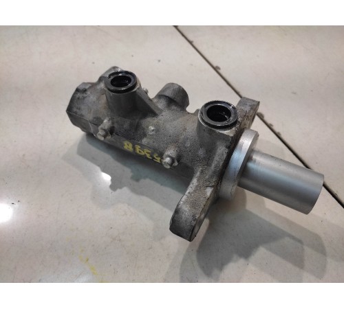 Главный тормозной цилиндр