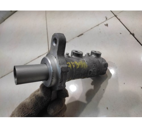 Главный тормозной цилиндр