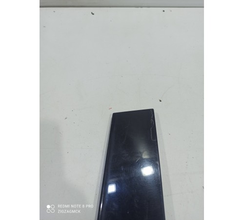 Молдинг двери(передний левый)