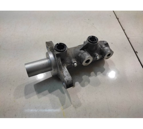 Главный тормозной цилиндр