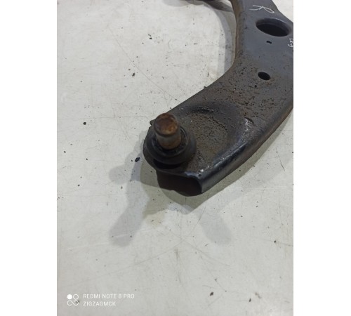 Рычаг подвески(передний правый)