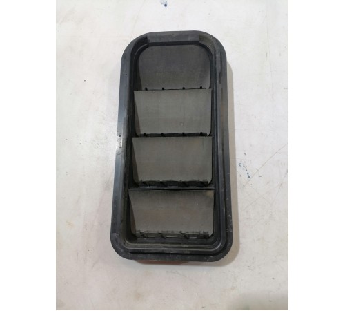 Клапан вентиляции багажника