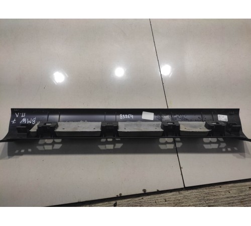 Накладка порога (передняя левая)