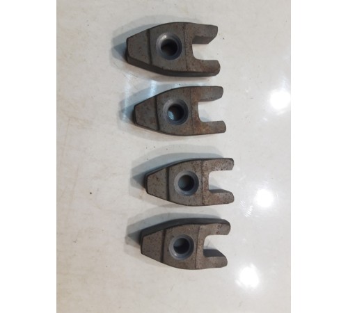 Пластина прижимная форсунок к-кт(4 шт.)