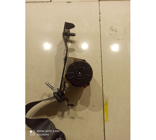 Ремень безопасности (задний левый)