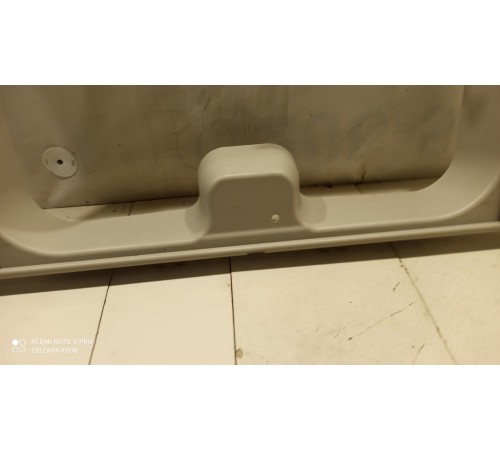 Шторка солнцезащитная выдвижная в сборе