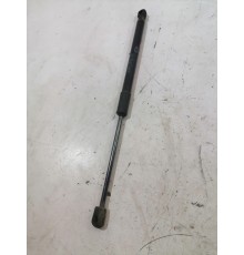 Амортизатор капота