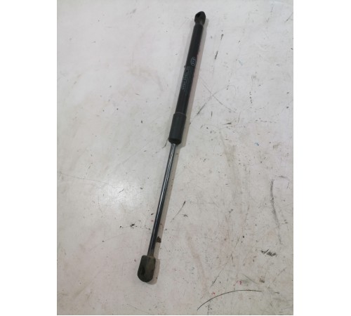 Амортизатор капота