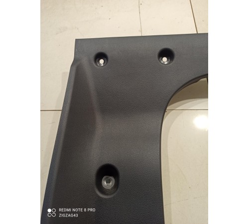 Обшивка багажника(правая)