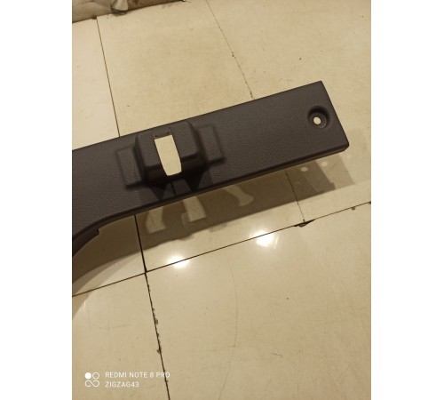 Обшивка багажника(правая)