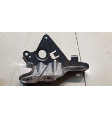 кронштейн кузова