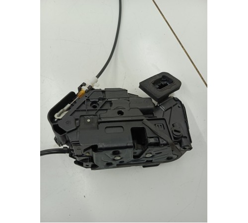 Замок двери задний правый