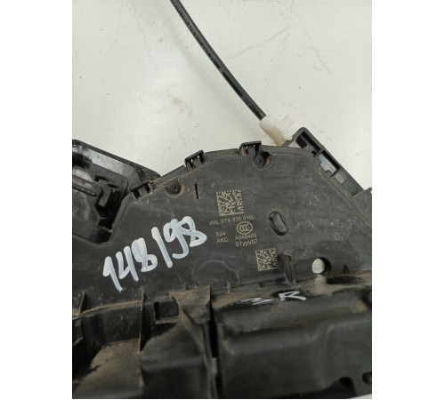 Замок двери задний правый