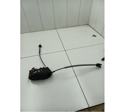 Замок двери задний правый