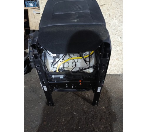 Сиденье переднее правое