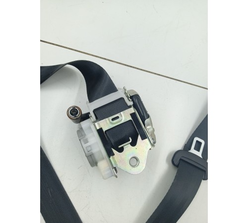 Ремень безопасности передний левый